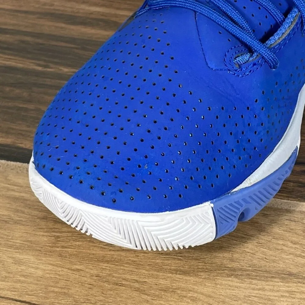 Under Armour SC 3ZER0 III Youth Boys Size 6.5Y Basketball Shoes Royal Sneakers